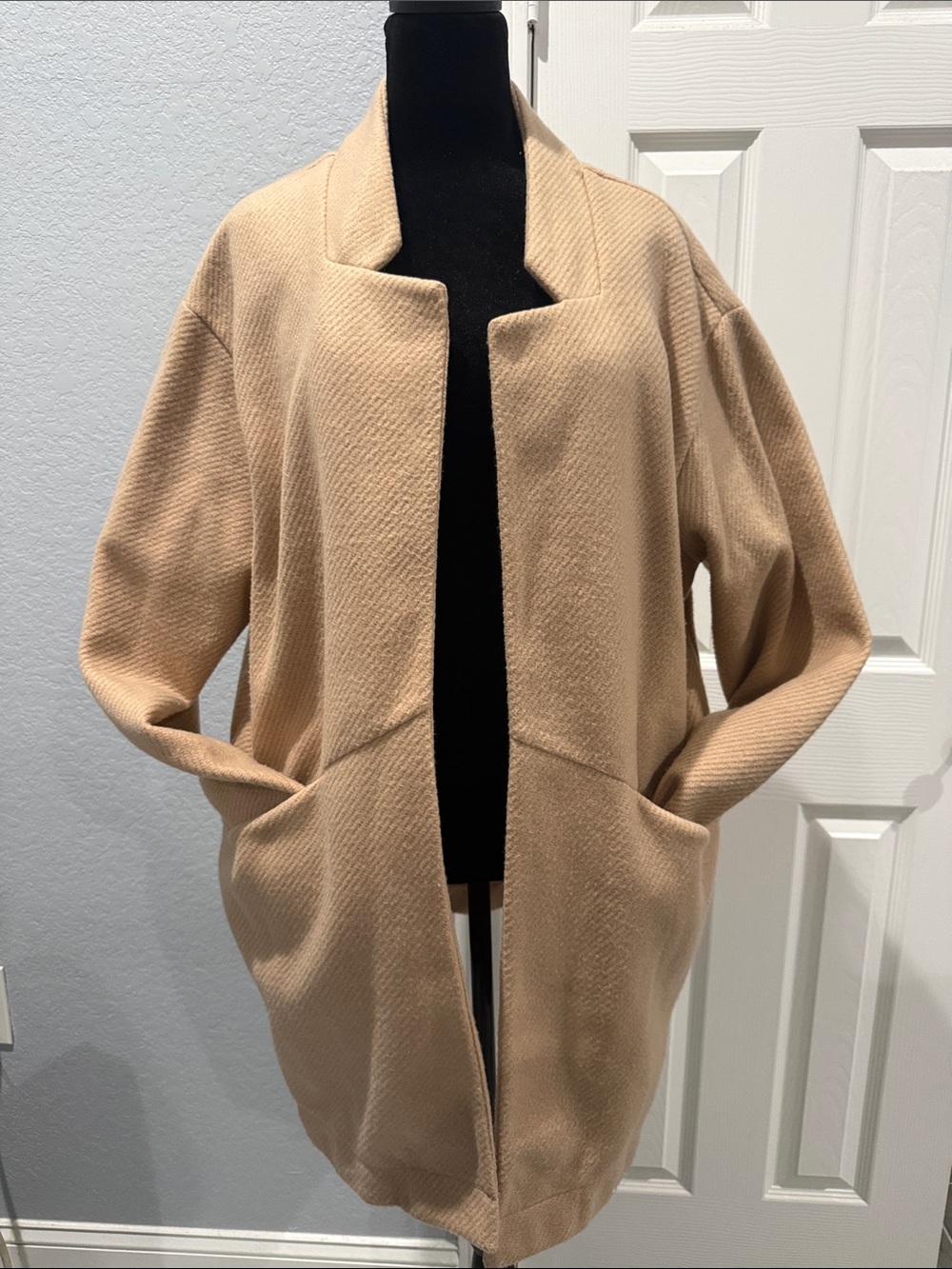 Express Open-Front Coatigan in Beige Cream